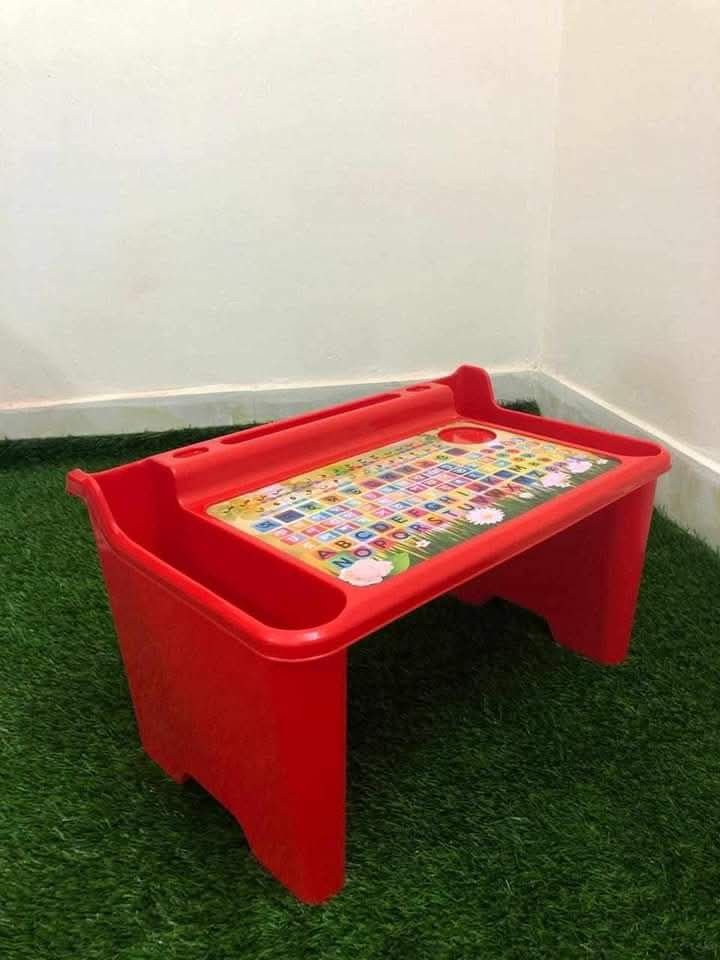 Reading and Writing Table with Built-in Storage Box